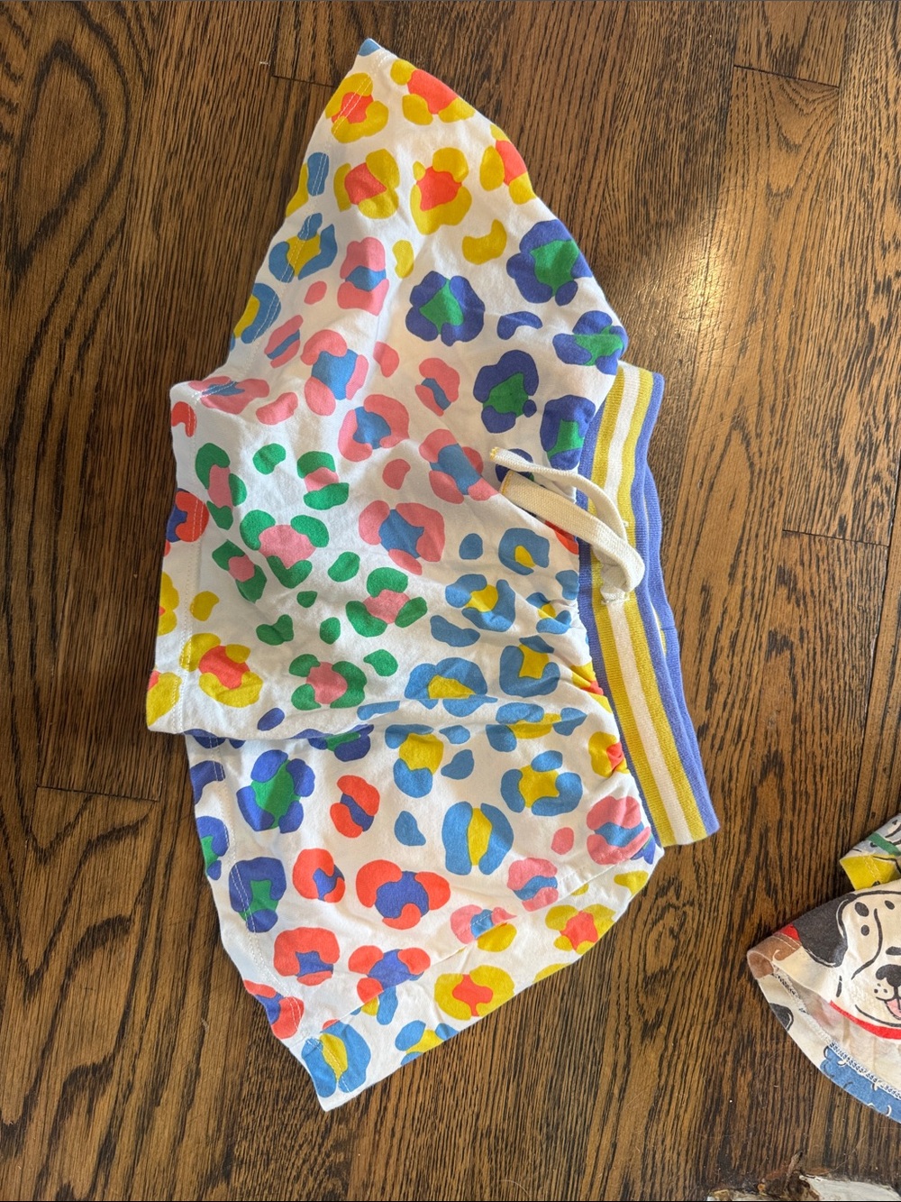 Mini Boden White Shorts with Multicolor Leopard Spots